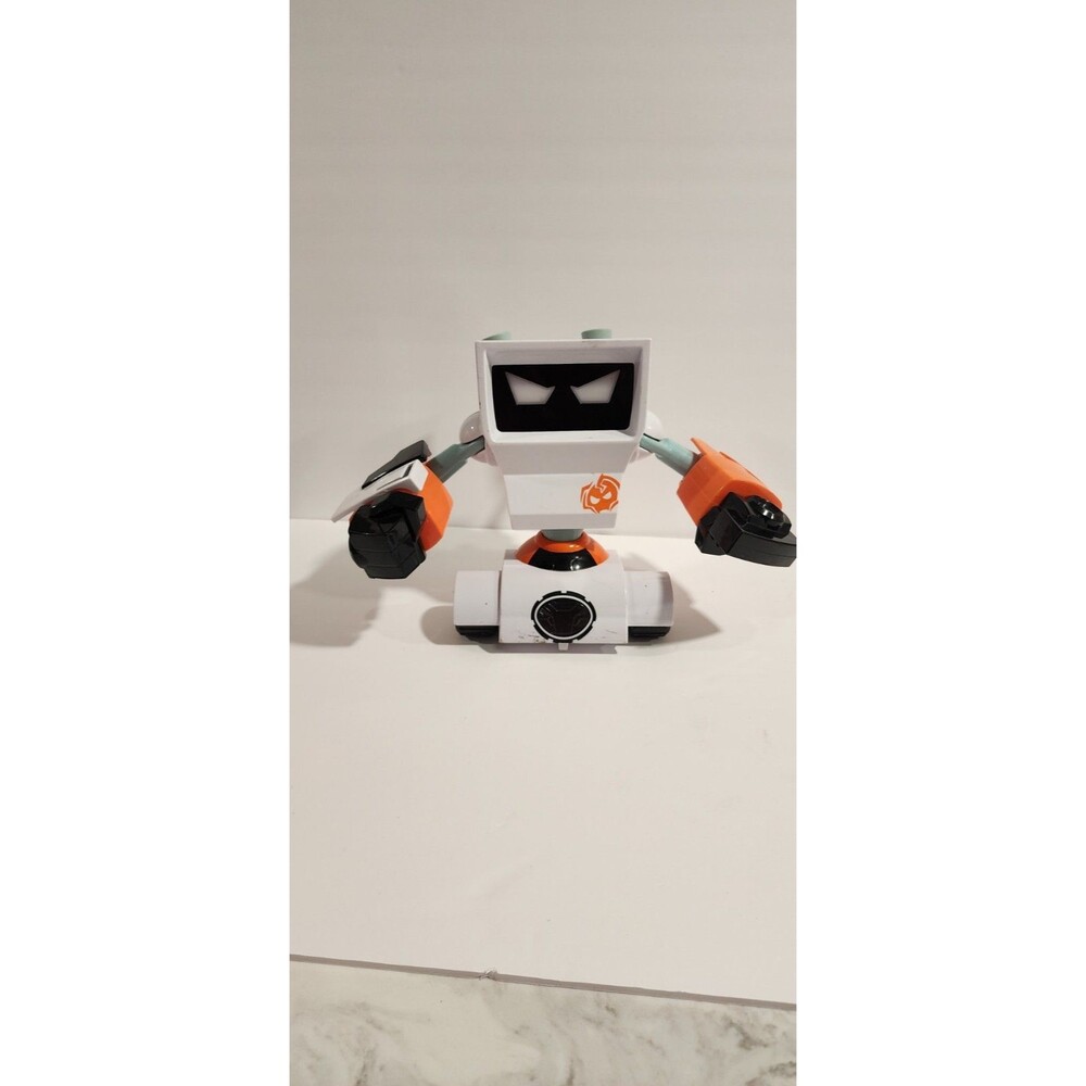 Cepia Big Robot Power Fighting Robot Lights Sounds Boxing Movement  With Remote